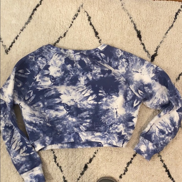 Balance Athletica Cropped Sweatshirt - Medium - Picture 3 of 3